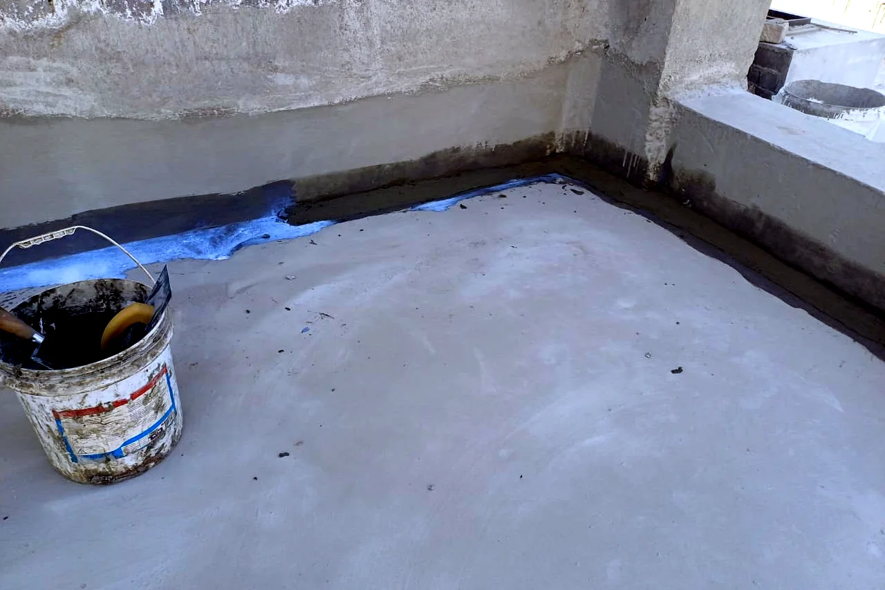 Roof-deck waterproofing — Pak Gulf project