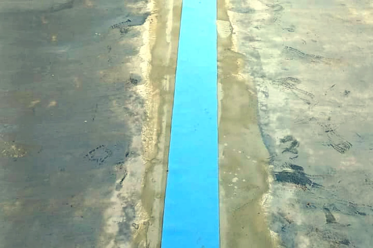 Construction-joint waterproofing detail