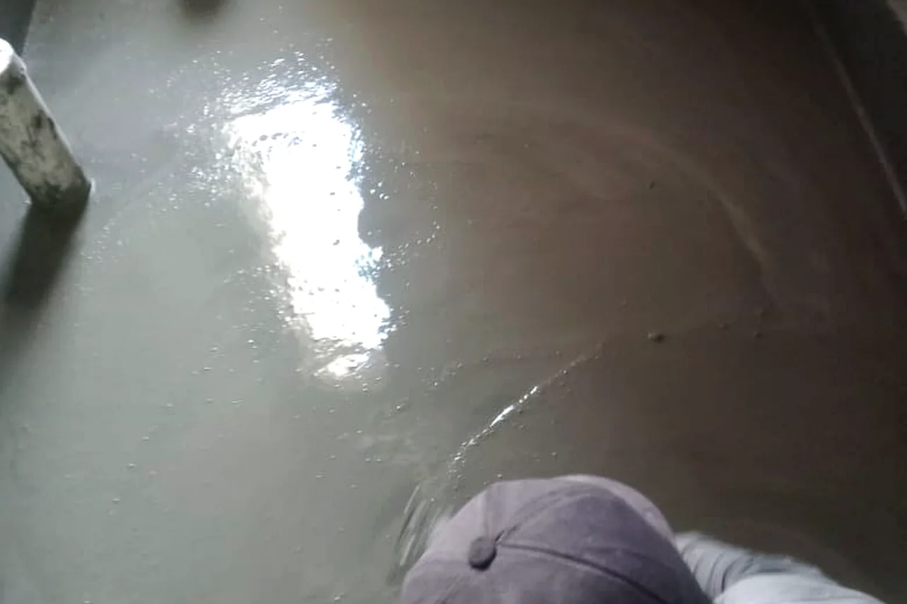 Finished waterproof floor